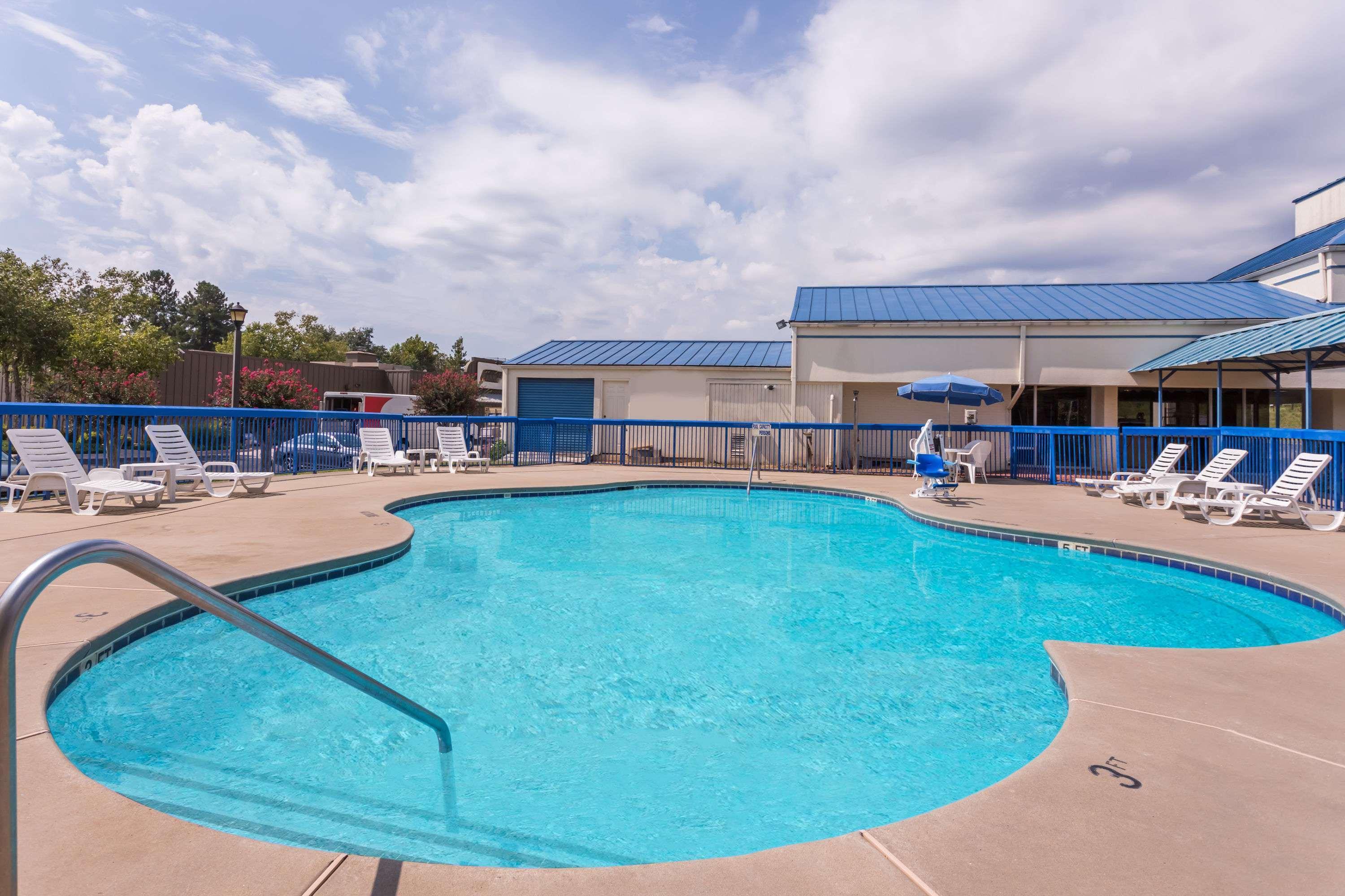 Howard Johnson By Wyndham Commerce Ga Extérieur photo